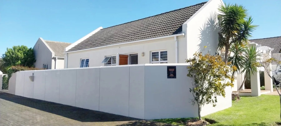 To Let 3 Bedroom Property for Rent in Pinehurst Western Cape